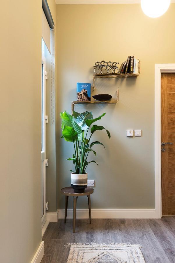Blue Door Apartments Newcastle  Bagian luar foto
