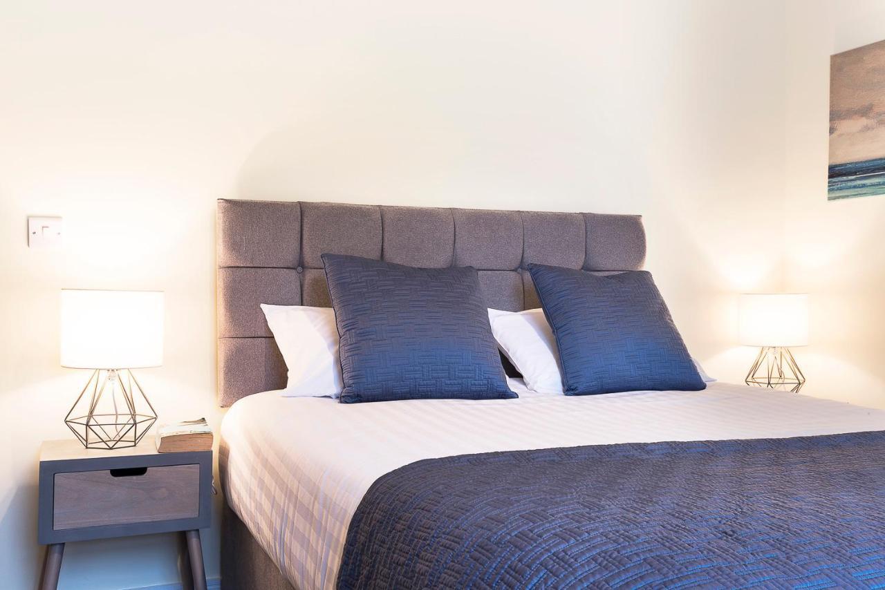 Blue Door Apartments Newcastle  Bagian luar foto