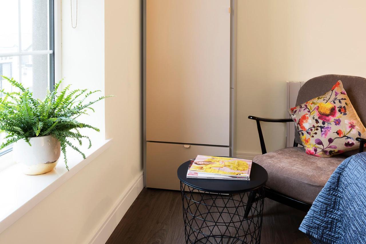 Blue Door Apartments Newcastle  Bagian luar foto