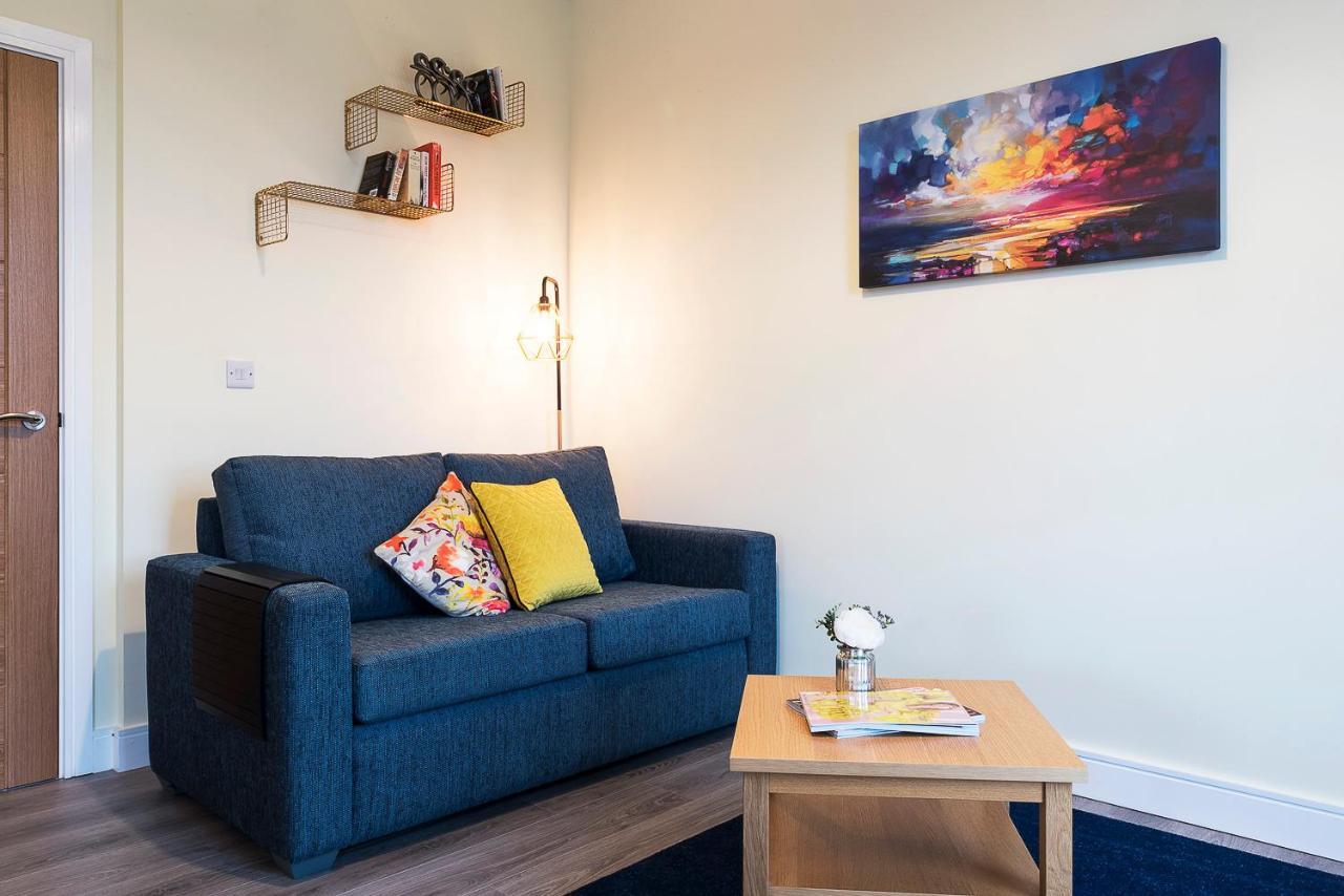 Blue Door Apartments Newcastle  Bagian luar foto