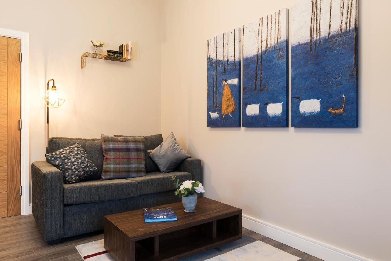 Blue Door Apartments Newcastle  Bagian luar foto